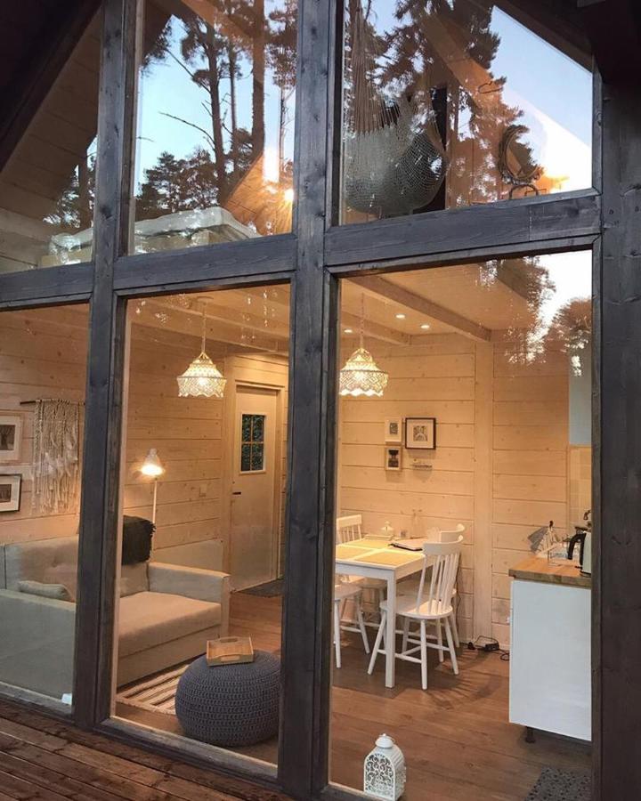 Kõrgessaare Tahkuna Forest House מראה חיצוני תמונה